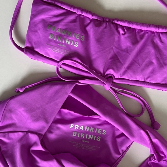*NWT* Frankies Bikinis set | Dreamy top & bottom | passionfruit - Picture 4 of 7